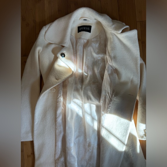 Guess women’s peacoat, size medium, new without tags, - Picture 3 of 8
